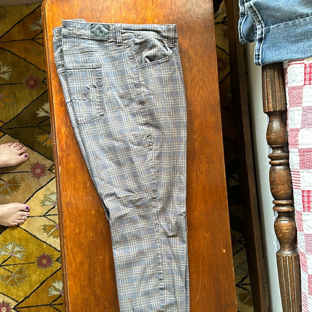 American Eagle plaid jeggings